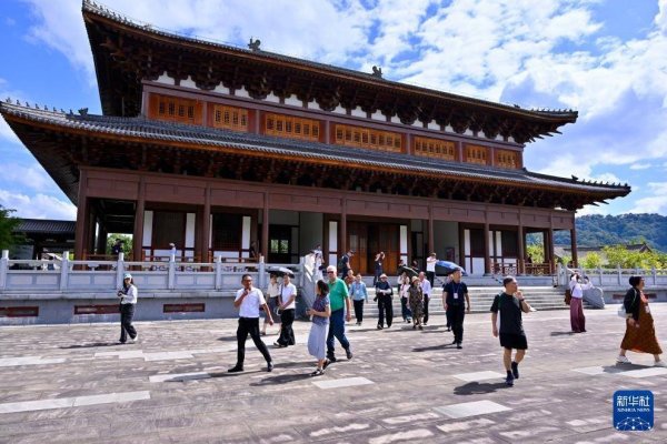 祥富金融 福建南平：中外学者寻迹朱子故里